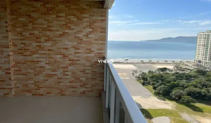 Apartamento com 3 dormitórios na Meia Praia Itapema
