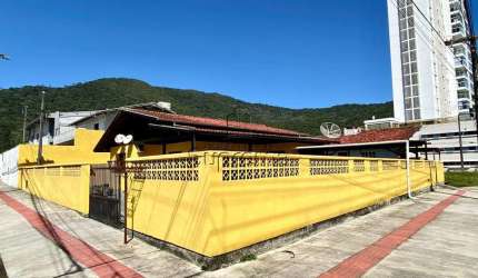 Casa no bairro ressacada, Ressacada, Itajaí - SC