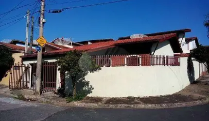 Casa com 4 quartos à venda na Vereador Alcides Concon, 6, Jardim Itapuã, Valinhos, 177 m2 por R$ 600.000
