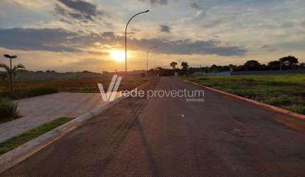 Terreno em condomínio fechado à venda na Estrada do Morro Azul, s/n°, Betel, Paulínia por R$ 389.000
