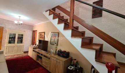 Casa com 3 quartos à venda na Manaus, 177, Centro, Vinhedo, 380 m2 por R$ 1.400.000