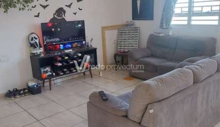 Casa com 5 quartos à venda na Rodovia Edenor João Tasca, 3147, Caixa D´Água, Vinhedo, 305 m2 por R$ 700.000