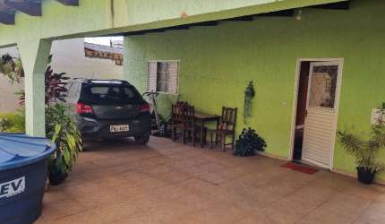 A&M IMOVEIS VENDE EXELENTE CASA NO CONDOMINIO MANSOES SOBRADINHO