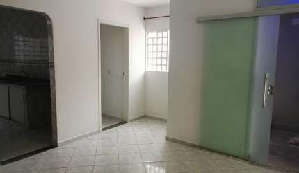 A&M IMOVEIS VENDE EXELENTE APARTAMENTO NO CONDOMINIO COMERCIAL E RESIDENCIAL