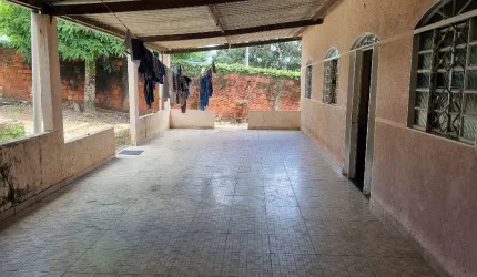 A&M IMOVEIS VENDE OTIMA CASA COM LOTE 850m2