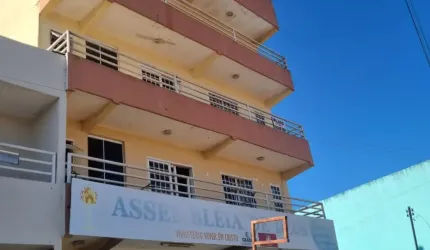 A&M IMOVEIS VENDE PREDIO COM 12 APARTAMENTOS DE 01 QUARTO E UMA LOJA