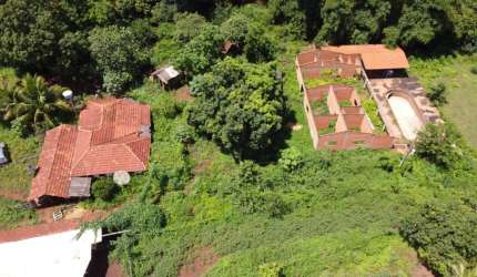 VENDO  UMA EXCELENTE FAZENDA 12,27 alqueires, em Niquelândia- GO