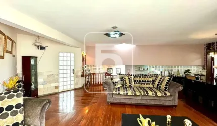 Casa com 3 dormitórios à venda, 246 m² por R$ 750..000,00 - Arcádia - Conselheiro Lafaiete/MG