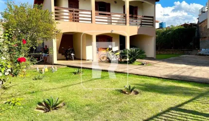 Casa com 3 dormitórios à venda, 447 m² por R$ 1.400.000,00 - Lourdes - Conselheiro Lafaiete/MG