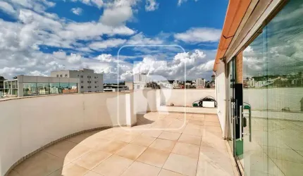 Cobertura à venda, 4 quartos, 1 suíte, 2 vagas, Campo Alegre - Conselheiro Lafaiete/MG