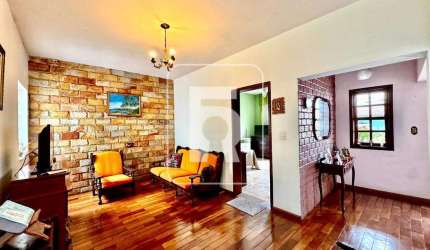 Casa à venda, 5 quartos, 1 suíte, 2 vagas, Carijós - Conselheiro Lafaiete/MG