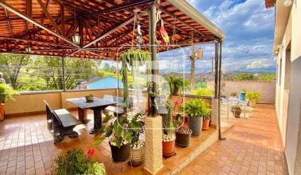 Casa à venda, 5 quartos, 2 suítes, 2 vagas, Museu - Conselheiro Lafaiete/MG