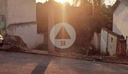 Terreno à venda no Centro, Itatiba  por R$ 230.000