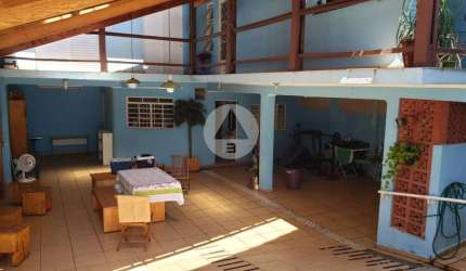 Casa com 3 quartos à venda na Vila Brasileira, Itatiba , 312 m2 por R$ 745.000
