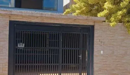 Casa à venda no bairro Santa Regina - Camboriú/SC