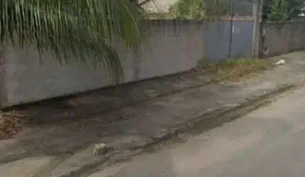 Terreno à venda, 360 m² por R$ 140.000,00 - Extensão Serramar - Rio das Ostras/RJ