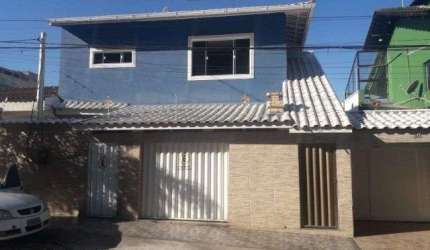 Casa com 3 dormitórios à venda, 167 m² por R$ 570.000,00 - Maringá - Macaé/RJ