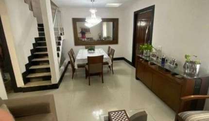 Casa com 4 dormitórios à venda, 221 m² por R$ 699.000,00 - São Marcos - Macaé/RJ