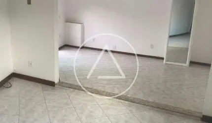 Atlântica Imóveis tem excelente casa para venda no Centro - Macaé/RJ
