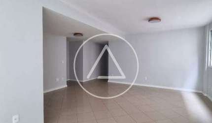 Apartamento com 3 quartos na Glória