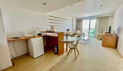 Apartamento Mobiliado à Venda em Macaé - Bairro Glória | R$ 210.000