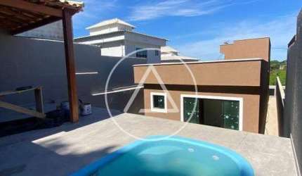 Atlântica Imóveis oferece excelente casa com 3 dormitórios à venda, 92 m² por R$ 400.000 - Extensão Serramar - Rio das ostras/RJ.