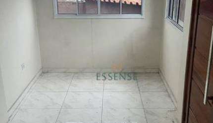 Casa à Venda de 107 m² na Vila Medeiros em Poá/SP: 02 dormitórios.