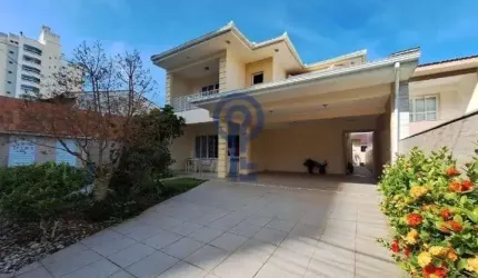 Casa com 4 quartos para alugar na Rua Coronel Américo, 409, Barreiros, São José por R$ 6.500