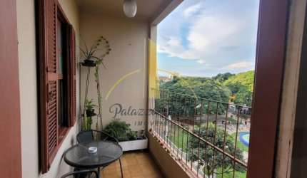 Apartamento no centro da cidade.