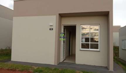 Casa com 2 quartos à venda no Neves, Ponta Grossa  por R$ 200.000