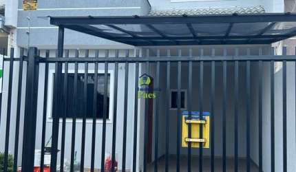 Casa com 3 quartos à venda no Oficinas, Ponta Grossa  por R$ 450.000