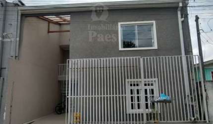 Casa comercial com 2 salas à venda no Cajuru, Curitiba  por R$ 240.000
