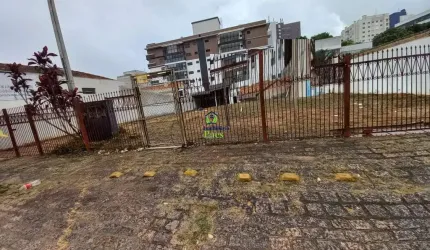 Terreno à venda em São Pedro, São José dos Pinhais  por R$ 2.600.000