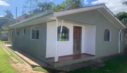 Casa com 3 quartos à venda na Vila Gilcy, Campo Largo  por R$ 310.000
