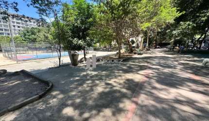 Oportunidade!!!! Apartamento térreo a Venda, rua Martins Pena, Praça Afonso Pena ( Tijuca) 3 quartos.