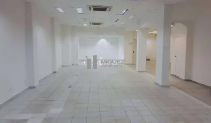Prédio Comercial a venda no coração da Tijuca, praça Saens Pena, Tijuca - Rio de Janeiro