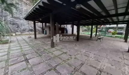 Linda casa em Condomínio fechado - Piscina + 4 quartos  1 suíte - Rua Eng Gama Lobo, Vila Isabel RJ