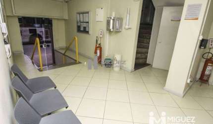 Rua Teixeira Soares - Prédio 10 quartos - Praça da Bandeira - Cód 9372