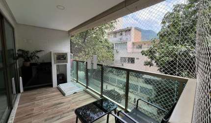 Apartamento a venda na Conde de Itaguaí (Tijuca) varandão gourmet com 2 quartos e vaga