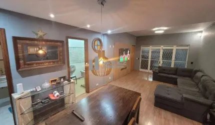 Belíssima casa na Rua Luiz Gama- Maracanã