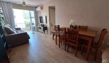 Apartamento a venda na Rua Grajaú - varanda sala, 2 quartos e dependencia completa e vaga de garagem