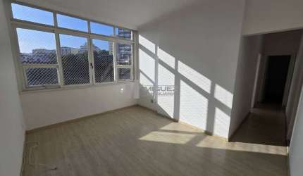 Amplo apartamento a venda de 90m² - Av. Paulo de Frontin, 3 quartos, sala em 2 ambientes, copa-cozinha, dependência completa, vista livre, sol da manhã e 1 vaga na escritura.