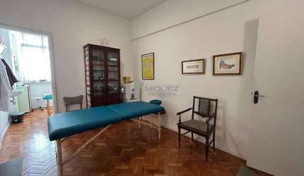 Imóvel Comercial em Copacabana – 47m², Vaga de Garagem e Acessibilidade