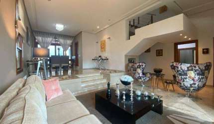 Sobrado com 4 dormitórios à venda, 375m² - Condomínio Taubaté Village - Taubaté/SP