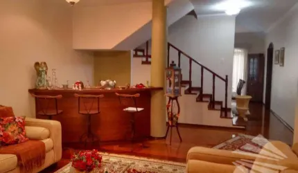 Sobrado à venda, 250 m² - Granja Daniel - Taubaté/SP