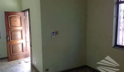 Sobrado para alugar, 280 m² - Centro - Taubaté/SP