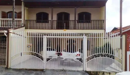 Sobrado à venda, 300 m² por R$ 690.000,00 - Terra Nova - Taubaté/SP