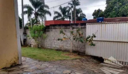 Chácara com 2 dormitórios, 1.700 m² - venda ou aluguel - Barreiro - Taubaté/SP