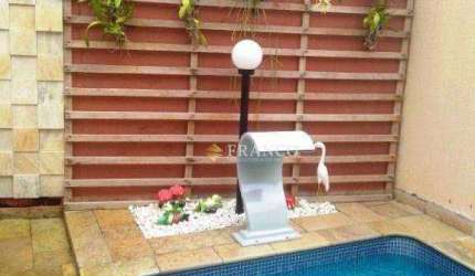 Sobrado com 3 dormitórios à venda, 139,15m² - Independência - Taubaté/SP