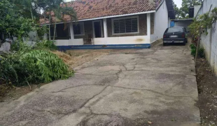 Chácara com 3 dormitórios à venda, 737 m² por R$ 750.000,00 - Parque Senhor do Bonfim - Taubaté/SP
